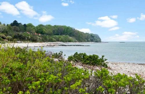 Dronningmolle House | Cozy Cottage Just 200 M From The Beach