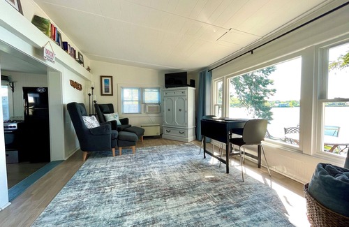 Montauk Cottage | Cozy cottage on Fort Pond Lake.