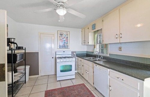 Driftwood Cottage | Cozy Cottage on Mobile Bay!