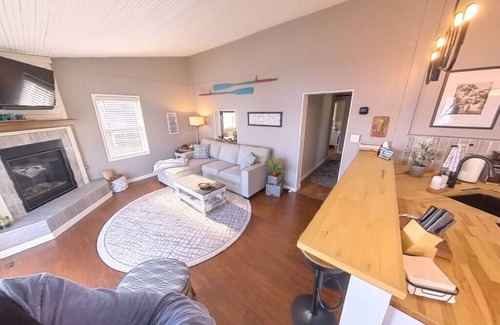 Mongo Cottage | Cozy cottage on peaceful lake