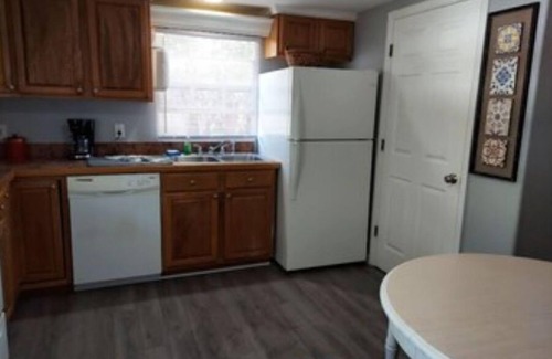 Punta Gorda Cottage | Cozy Cottage Pet Friendly on 2 Fenced acres!