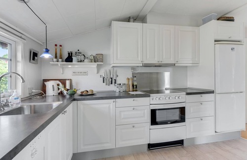 Aabenraa House | Cozy cottage with panoramic view from the living room and terrace.