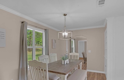 Shreveport House | Cozy Cottage with pool table