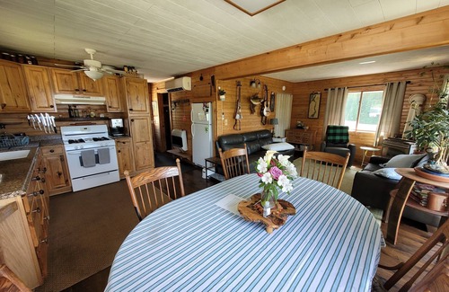 Traverse City House | Cozy Cottage with Lake Leelanau access