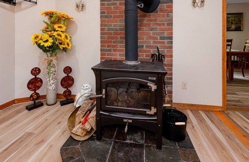 Lackawaxen Other | Cozy country farmhouse by the Delaware River