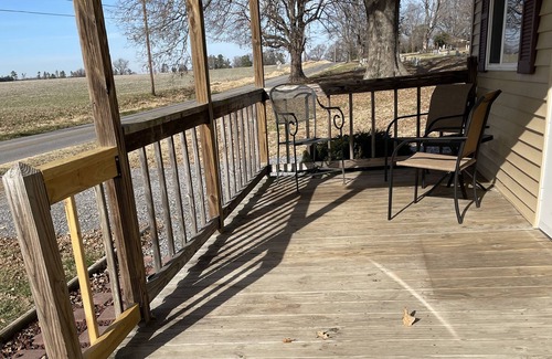 Water Valley House | Cozy country home in the peaceful, quiet valley.