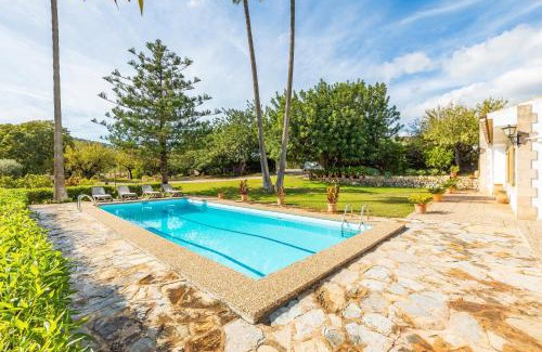 Alaro House | Cozy Country House Banyols
