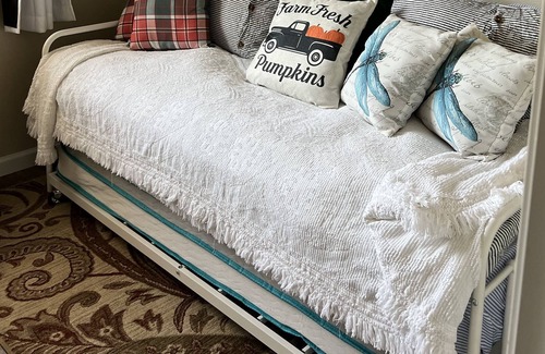 Roseburg Apartment | Cozy Countryside Retreat