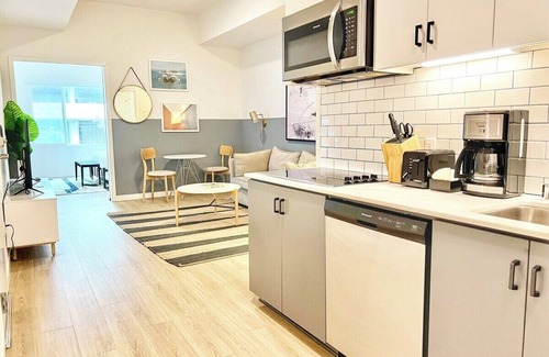 East Village Apartment | Cozy Couple's Corner in Downtown San Diego