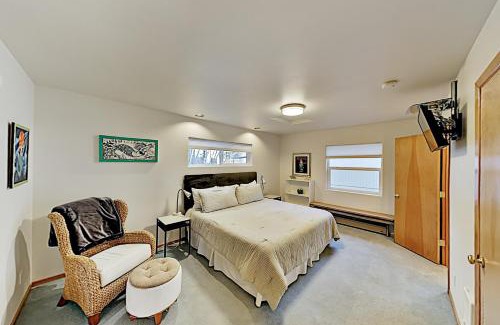 Manzanita House | Cozy Cove