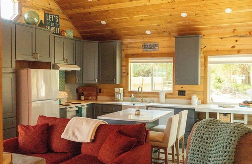 Waldport House | Cozy Crabin