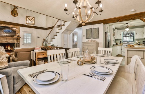Ellijay Cabin | Cozy Creek Cabin | Ellijay, GA