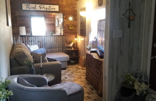 Tishomingo Cabin | Cozy Creek Cabin