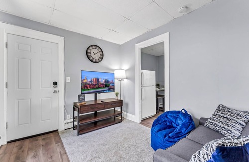 Hamburg Apartment | Cozy&Cute in Village of Hamburg