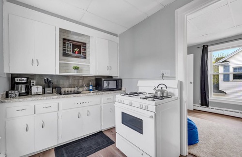 Hamburg Apartment | Cozy&Cute in Village of Hamburg