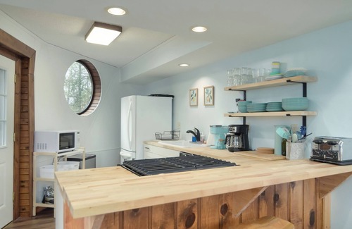 Cable Cabin | Cozy Dome w/Sauna on Diamond Lake, Cable WI