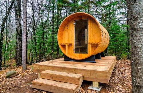Cable Cabin | Cozy Dome w/Sauna on Diamond Lake, Cable WI