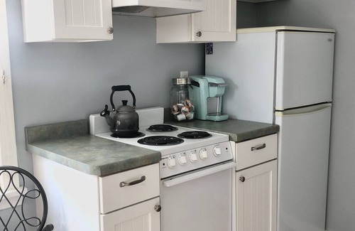 Sturgeon Bay House | Cozy Door County home with detached yoga room- short walk from Potawatomi Park