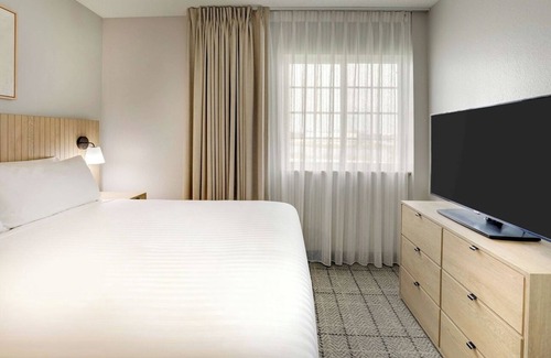 Doral Hotel | Cozy Doral 1BR Unit | Pool, Gym, BBQ, Free Parking, Airport Shuttle
