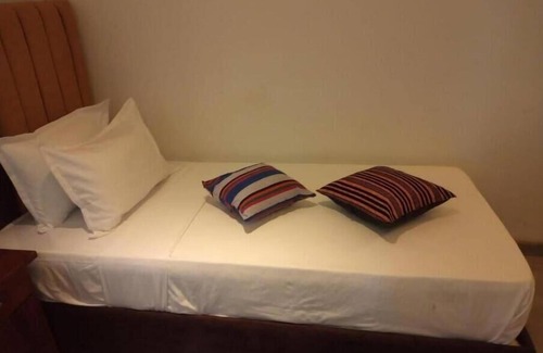 Kamburugamuwa House | Cozy doubles at Hotel Kuma's