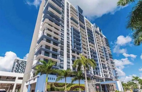 Doral Apartment | Cozy @ Downtown Doral