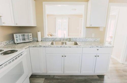 Mobile House | Cozy Downtown Gem Fully Equipped Free Parking