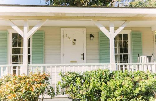 Mobile House | Cozy Downtown Gem Fully Equipped Free Parking