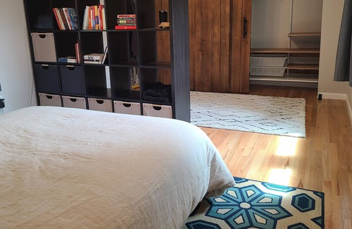 Whittier House | Cozy downtown oasis w/ big yard and deck!