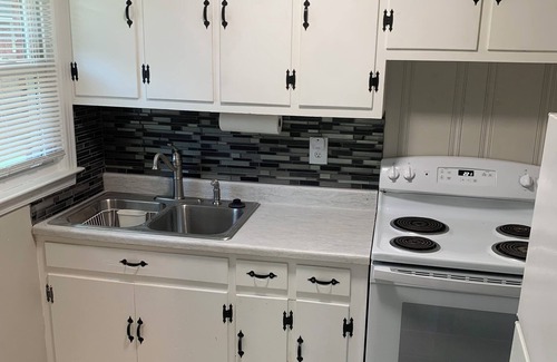 Cartersville House | Cozy Downtown Retreat Near LakePoint Sports Center