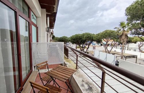 Chiclana de la Frontera Apartment | Cozy Duplex 2 Bedrooms Apart - 200m to La Barrosa Beach