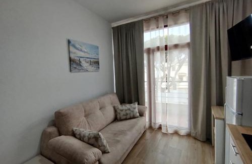 Chiclana de la Frontera Apartment | Cozy Duplex 2 Bedrooms Apart - 200m to La Barrosa Beach