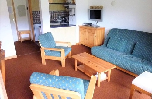 Saint-Jean-dʼAulps Apartment | Cozy duplex 7 pers near slopes with pool