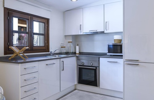 Valencia City Centre Apartment | Cozy duplex with Terrace, 1 Bedrooms, 2+2 Pax, Central Market, old town