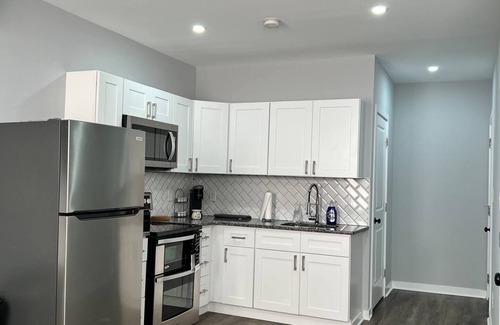 Belmont Apartment | Cozy Efficiency in University City. Great Stay!