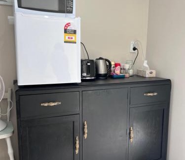 Greenlane - Ellerslie Apartment | Cozy Ensuite Room with Amenities & Private Entrance