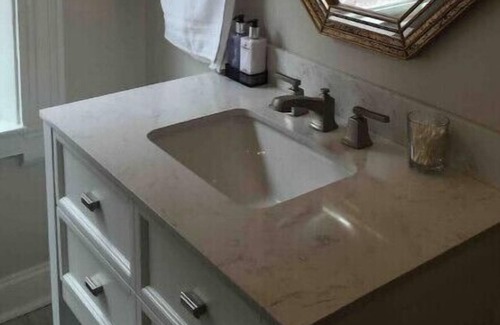 Bloomfield Apartment | Cozy Entire Apt 1 Friendship Park Free parking