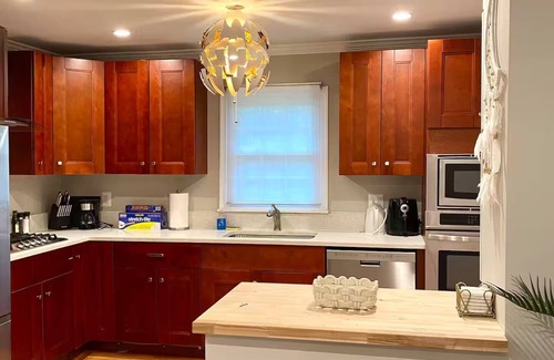 Rockville House | Cozy fam pet friendly perf location ID115
