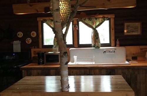 Mayfield Cabin | Cozy Family and Pet-Friendly Cabin Near Fife Lake, 5-minute drive. Camp fire