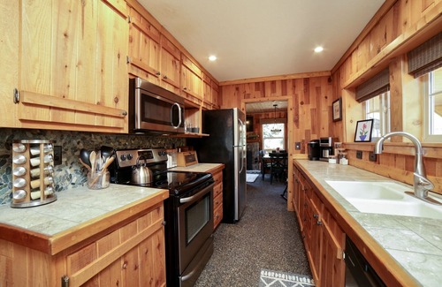 West Village Cabin | Cozy Family Cabin with Great Outdoor Space in Ideal West Village Location