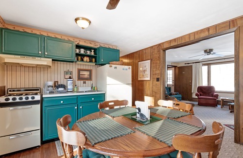 Eagle River Condo | Cozy, family-friendly, riverview condo w/a furnished patio & gas fireplace