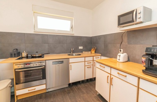 Sprendlingen House | Cozy family house in central location for 4 persons, children free of charge!