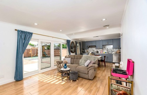 Hacienda Heights House | Cozy Family Retreat Game Room Backyard in Hacienda