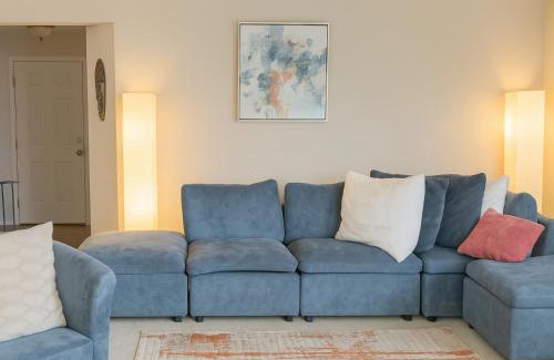 Indianapolis House | Cozy Family Retreat Near Indy Hotspots Free WiFi