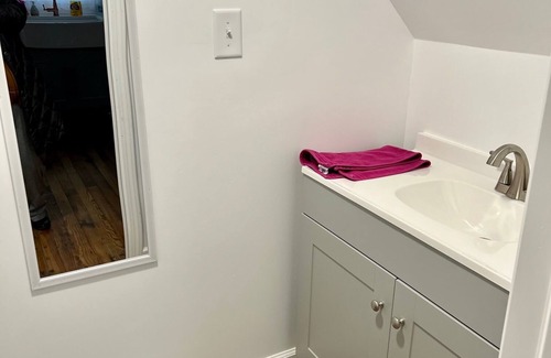 Wayne Other | Cozy farmhouse minutes from the airport, downtown, and IMS.