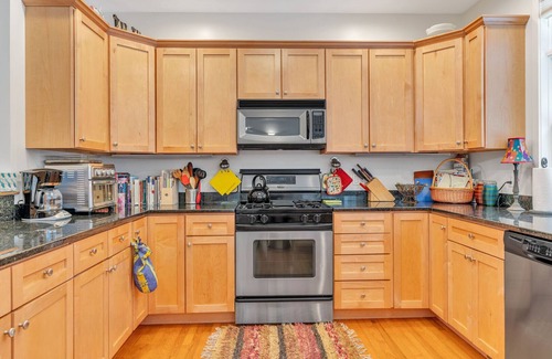 Quechee House | Cozy Fireplace, Quechee Club | Vale Village 2B*