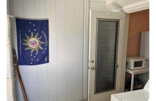Lanark Village House | Cozy Fishing Retreat located in Lanark Village