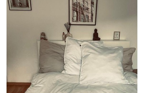 Oberbilk Apartment | Cozy Flat
