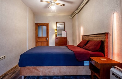 Moda Apartment | Cozy Flat with Backyard 600 m to Moda Coastal Park