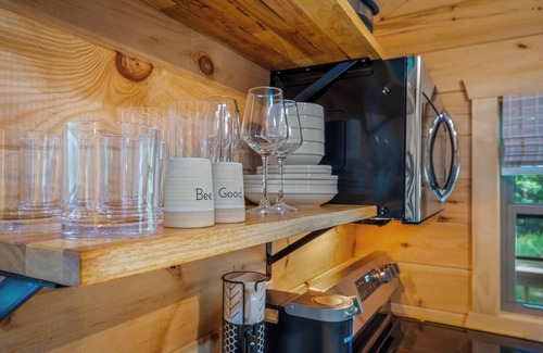 Mentone Cabin | Cozy Forest Cabin Escape