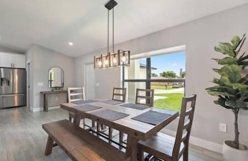 San Carlos Park House | Cozy Fort Myers home minutes from RSW/FGCU!